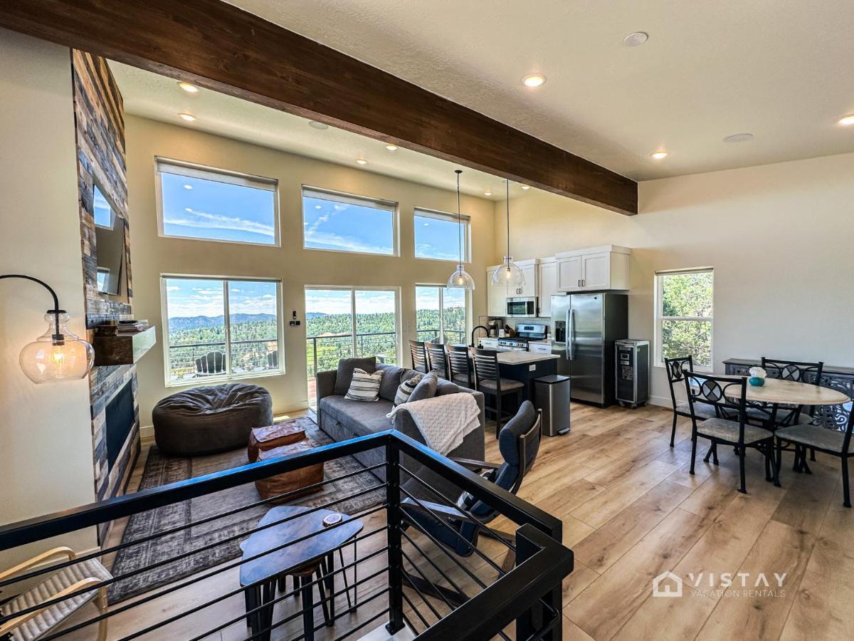 Bryce View Cabin - New Cabin With Amazing Views! Alton Екстер'єр фото